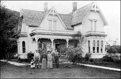 Photo of the May's Queen Anne Home in Thorn Hollow